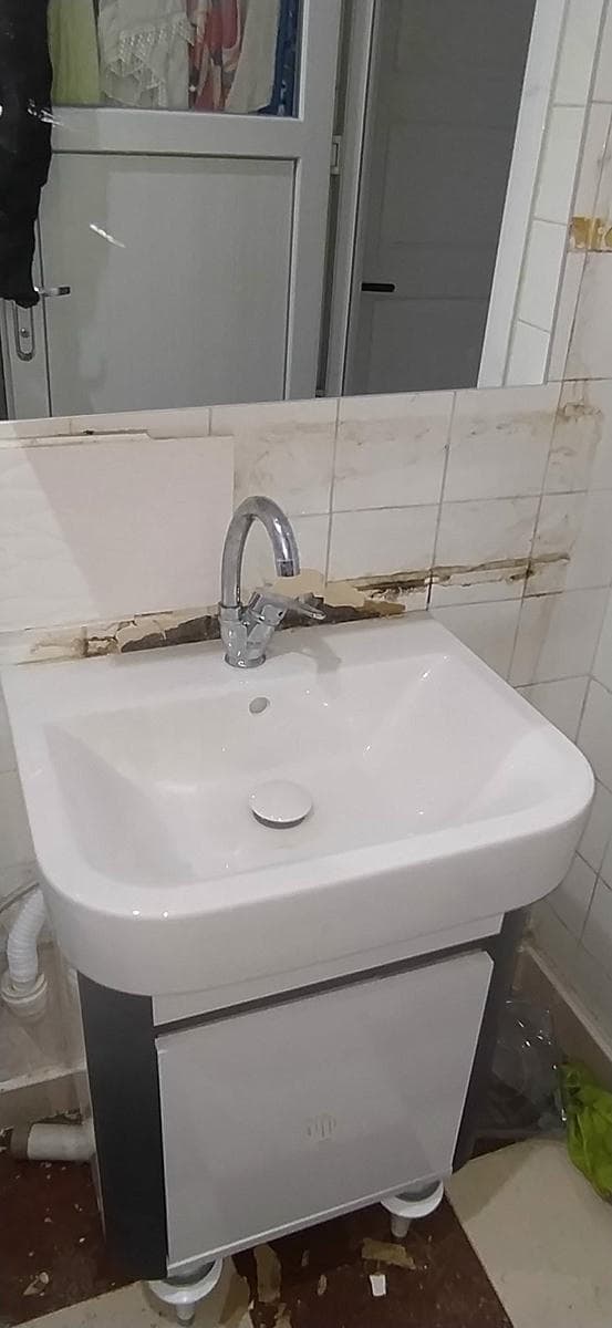 Karşıyaka Lavabo WC Açma servis çalışması